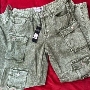 FASHION NOVA BILLIE GREEN CARGO PANTS